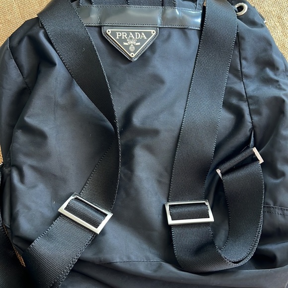 Prada back pack black bag - Picture 10 of 11